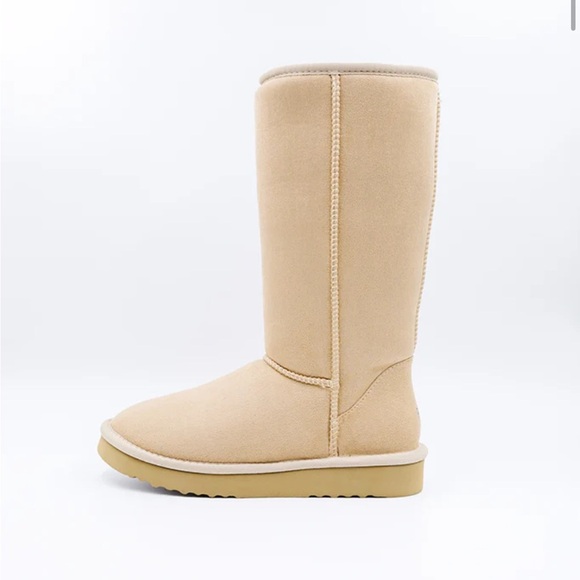 NWOT PawJ vegan tall boot in Aspen snow - Picture 1 of 9